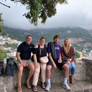 Meet your Posher, Renee